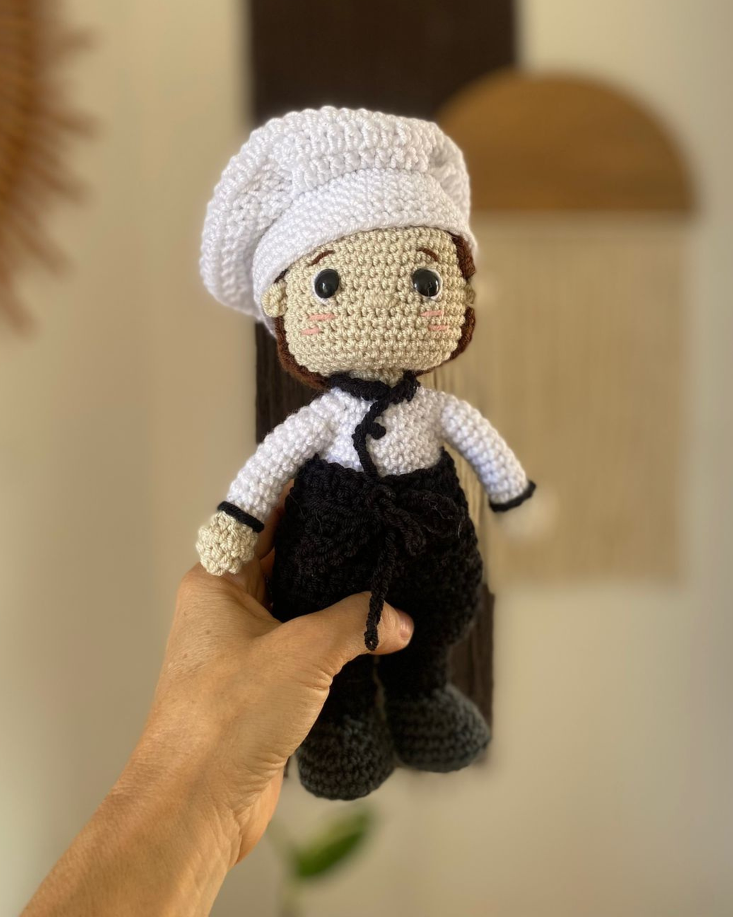 Amigurumi chef, tamaño promedio 22cm