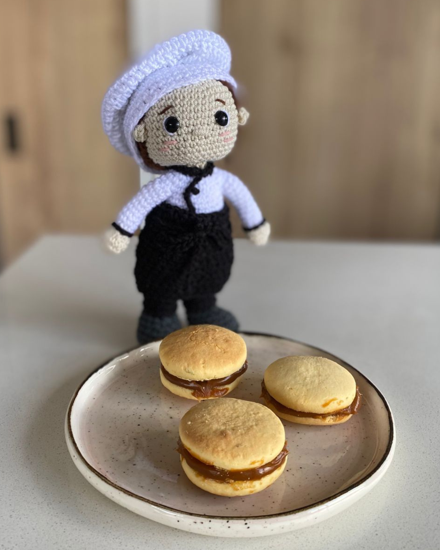 Amigurumi chef, tamaño promedio 22cm